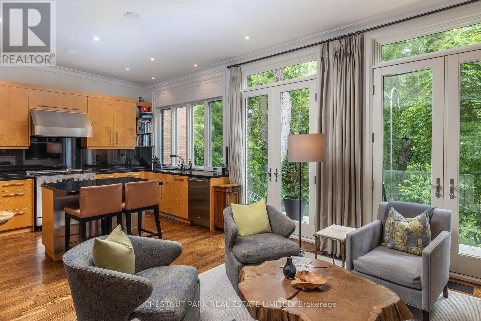 40 SUMMERHILL GARDENS