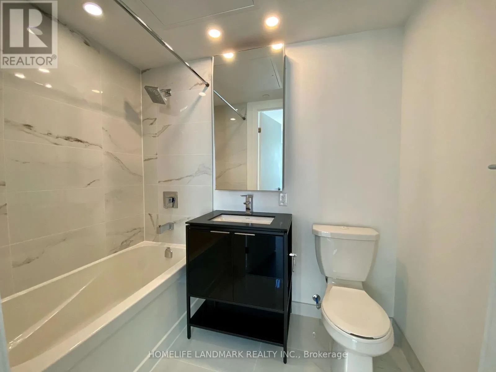 1113 - 77 SHUTER STREET