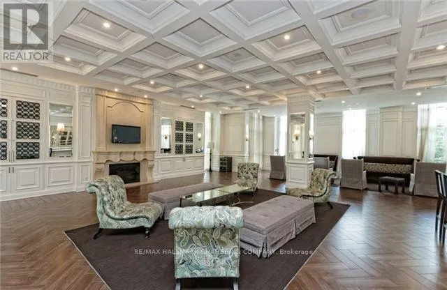 PH17 - 25 GREENVIEW AVENUE