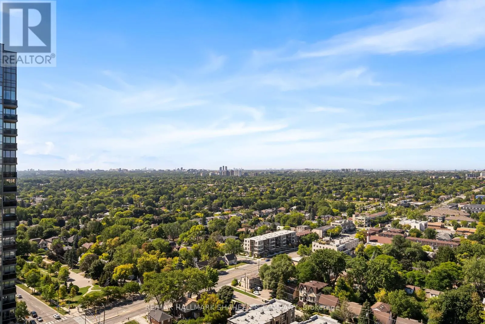 PH17 - 25 GREENVIEW AVENUE