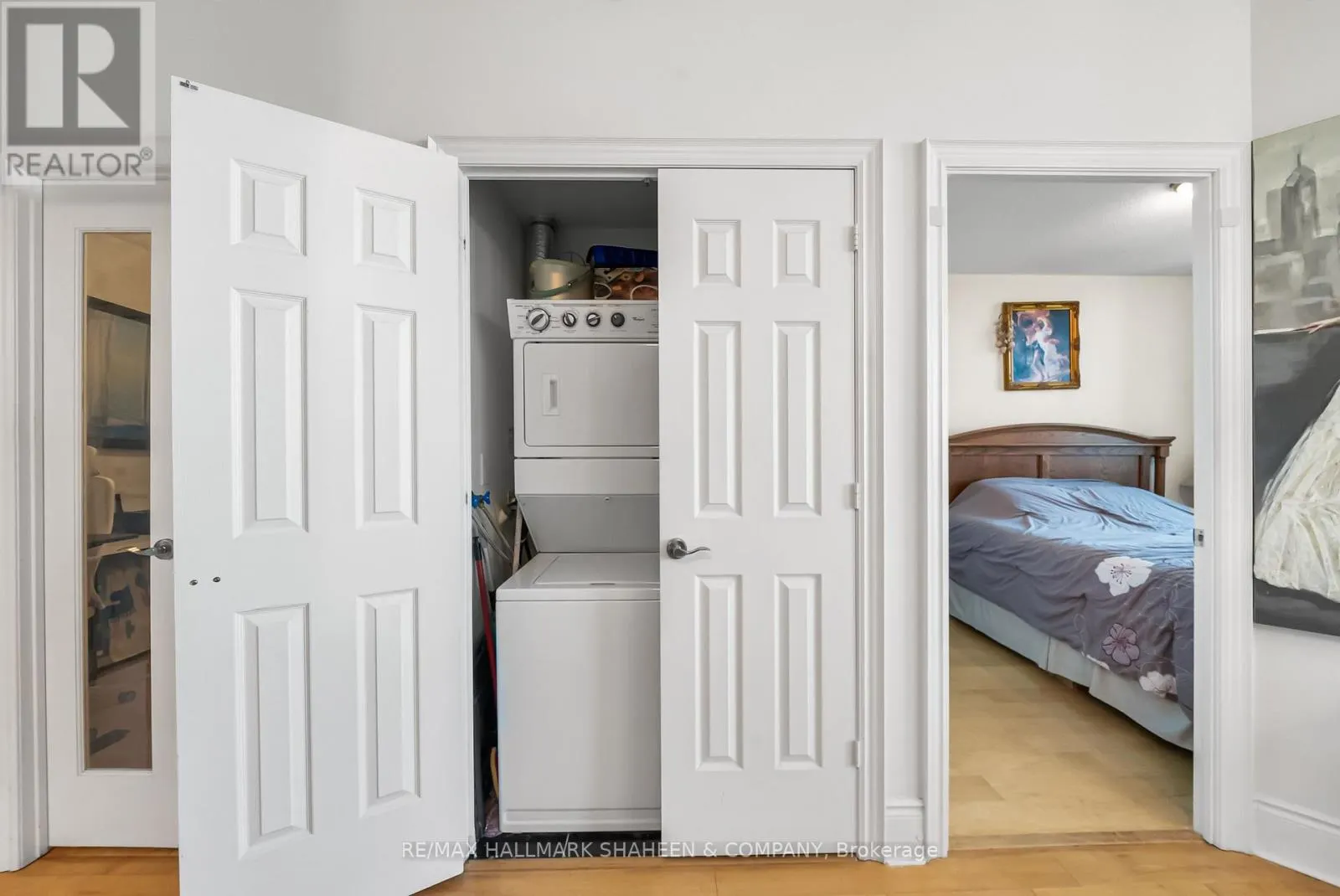 PH17 - 25 GREENVIEW AVENUE