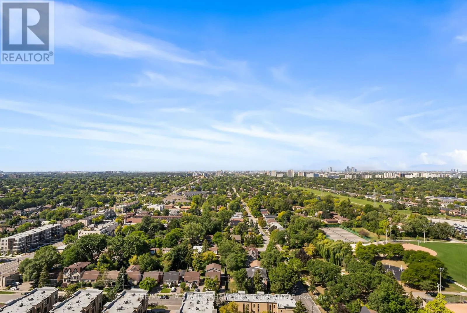 PH17 - 25 GREENVIEW AVENUE