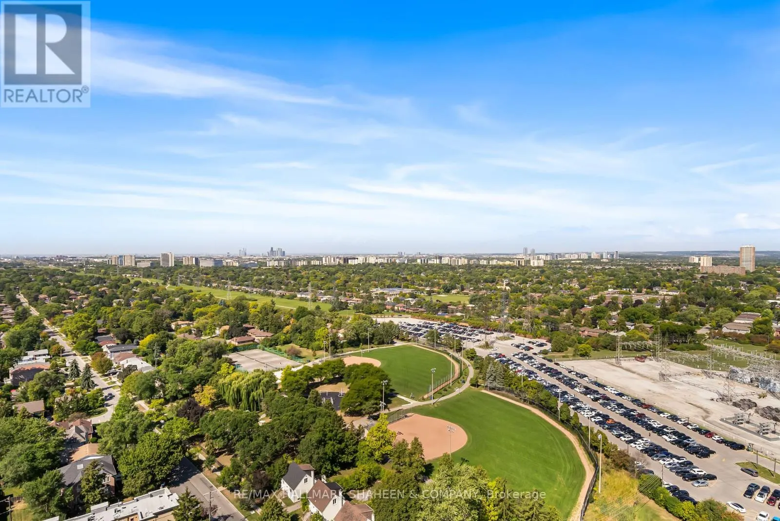 PH17 - 25 GREENVIEW AVENUE