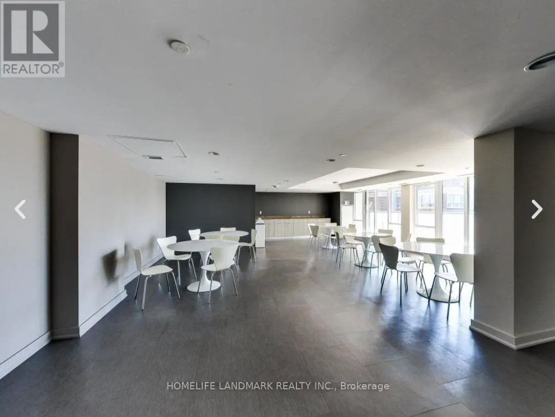 519 - 20 JOE SHUSTER WAY