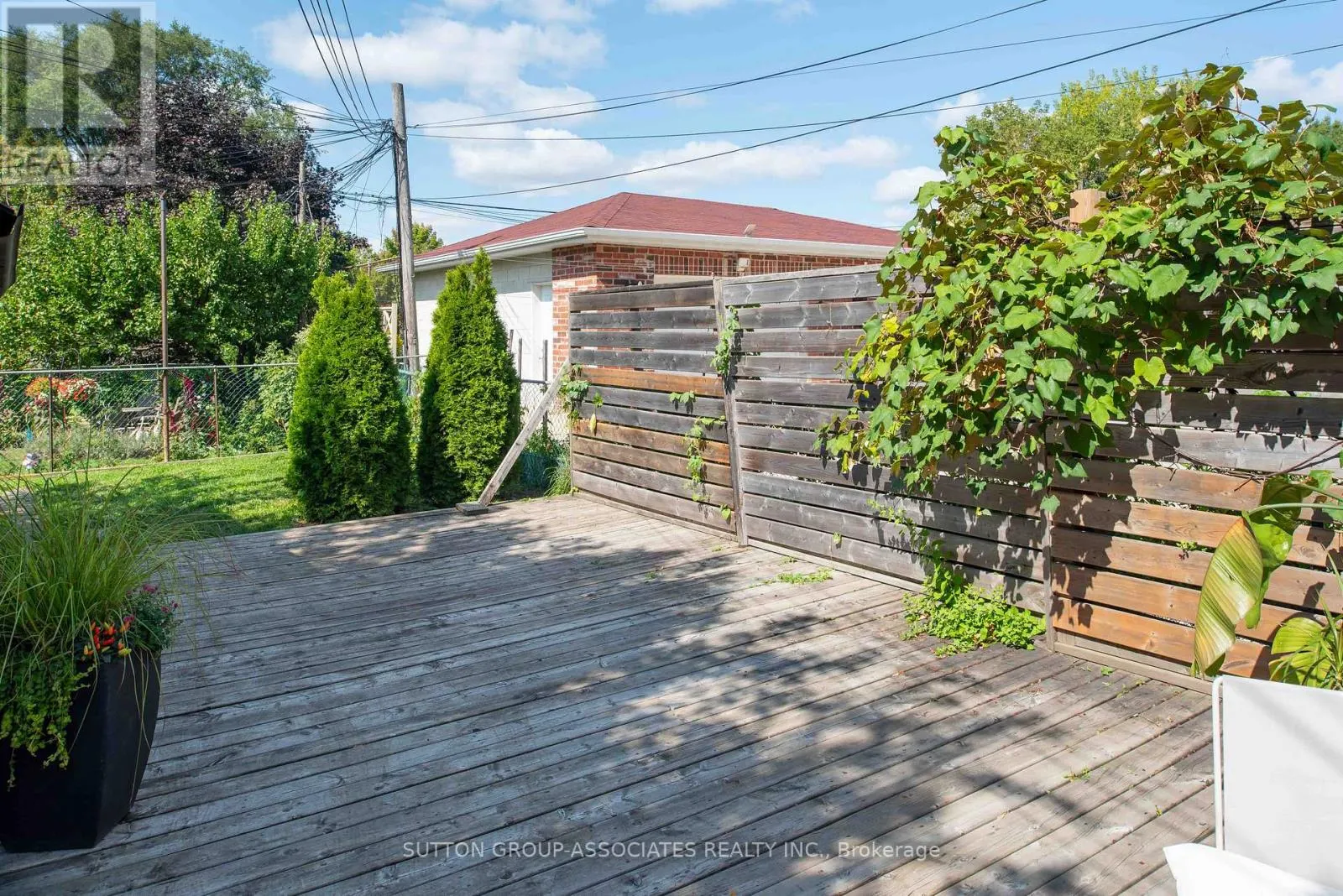 276 OAKWOOD AVENUE