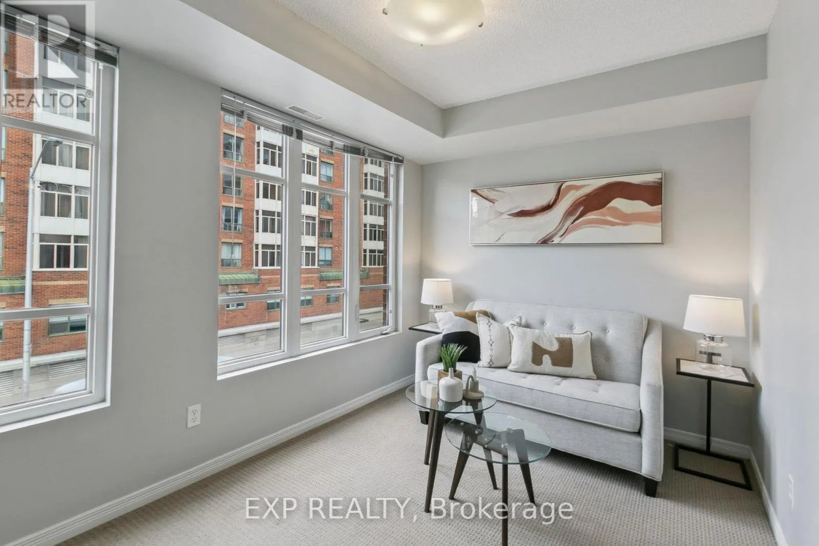 242 - 21 RUTTAN STREET