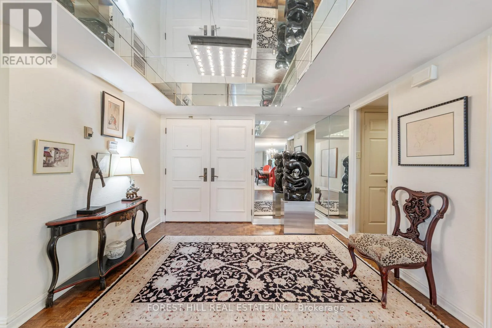 815 - 3900 YONGE STREET