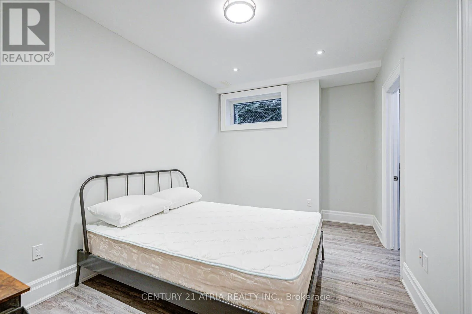 27 TEFLEY ROAD