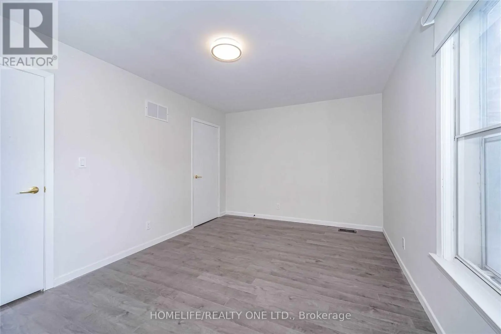UPPER - 104 BENSON AVENUE