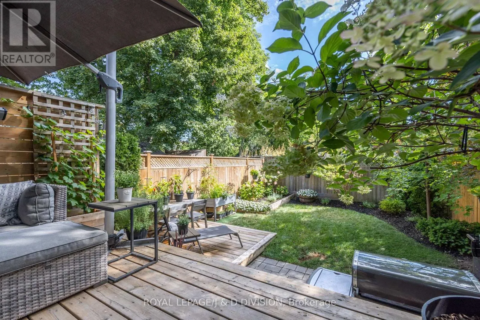 1049 MOUNT PLEASANT ROAD