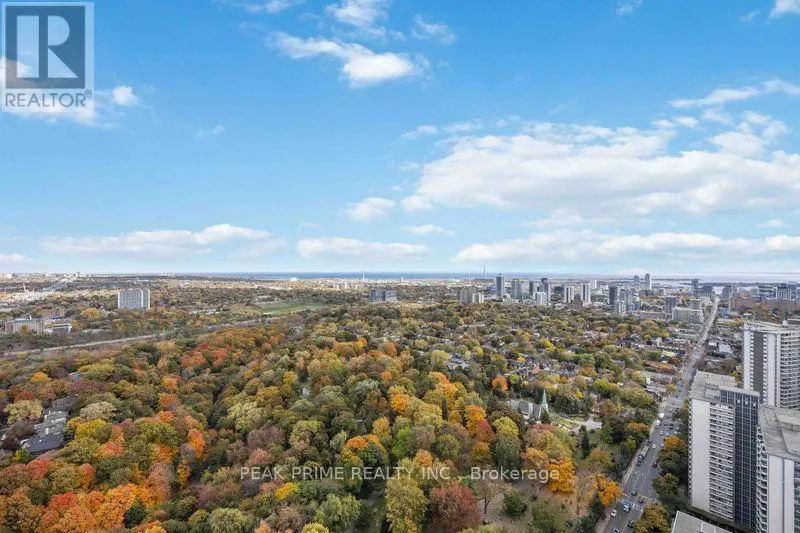 4218 - 585 BLOOR STREET E