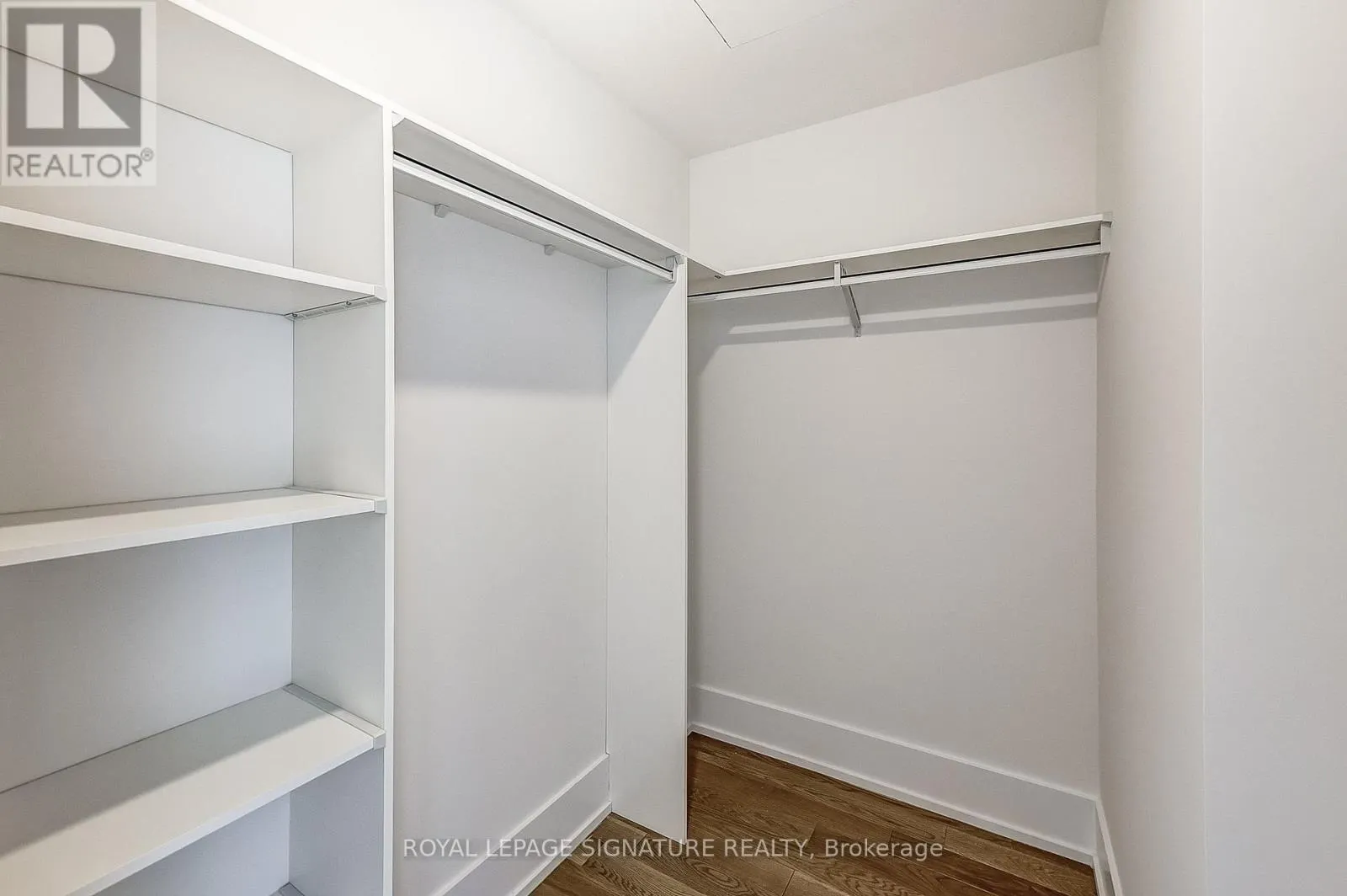 853 - 25 ADRA GRADO WAY