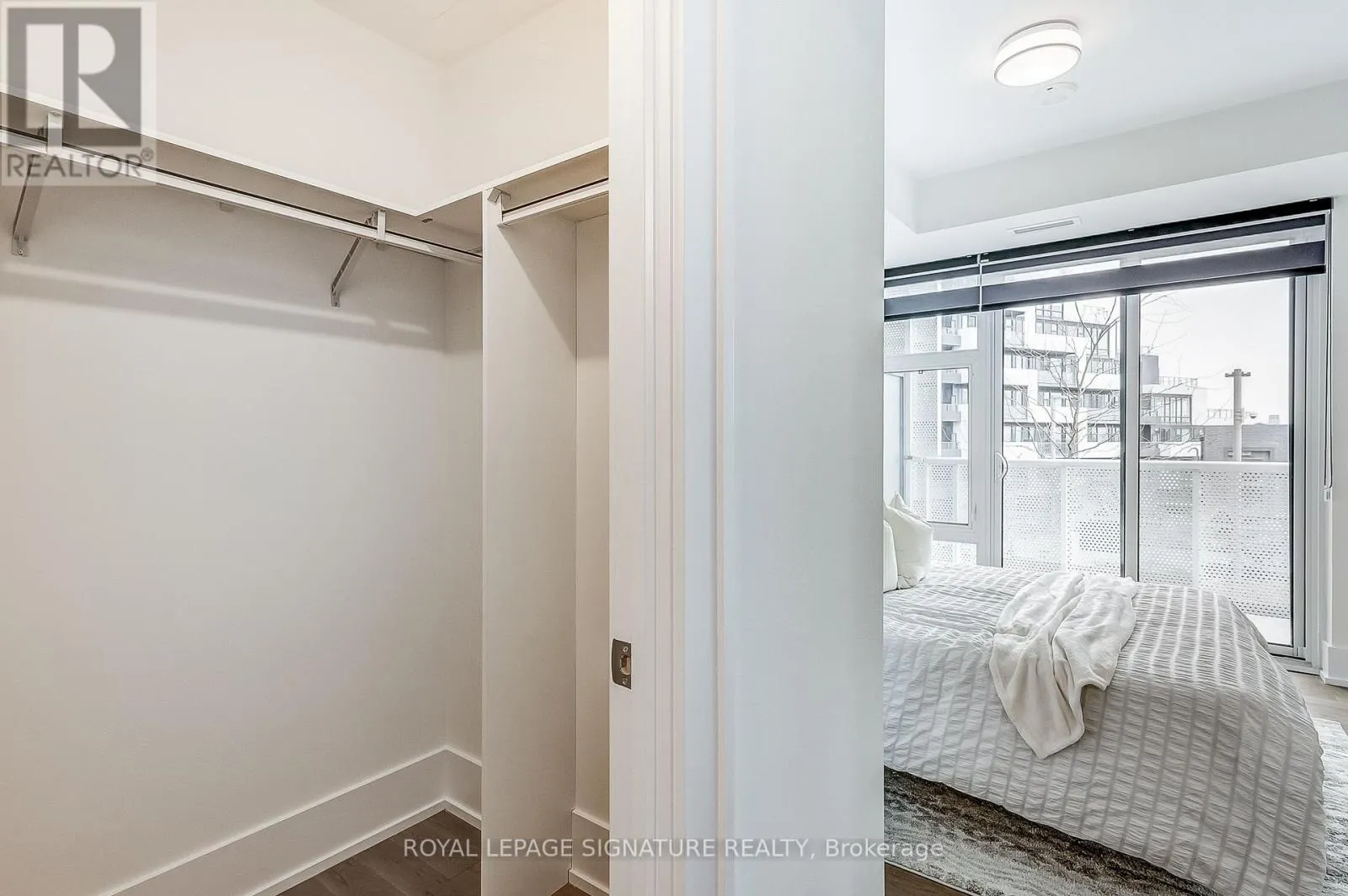 853 - 25 ADRA GRADO WAY