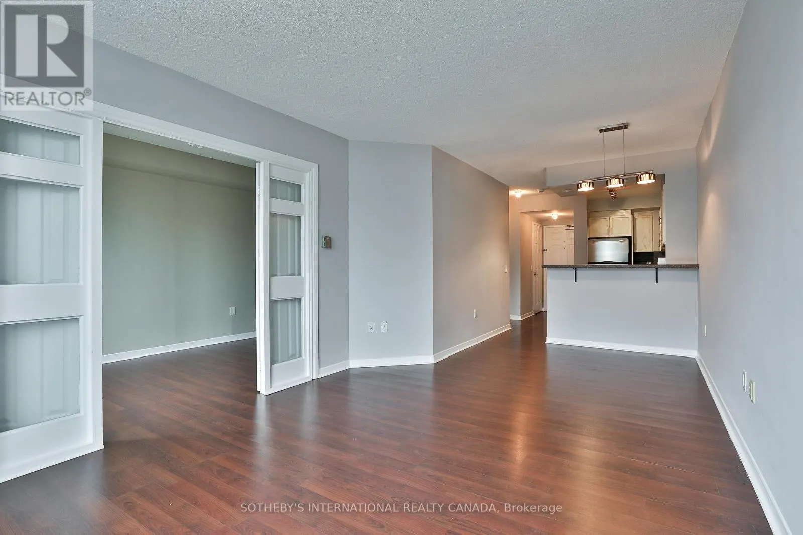 704 - 284 BLOOR STREET W