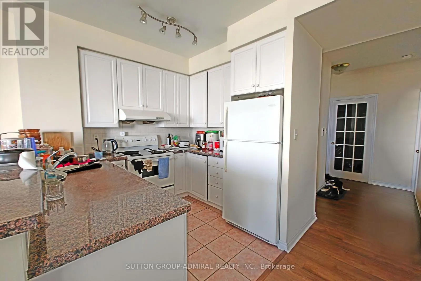 LPH07 - 7 LORRAINE DRIVE