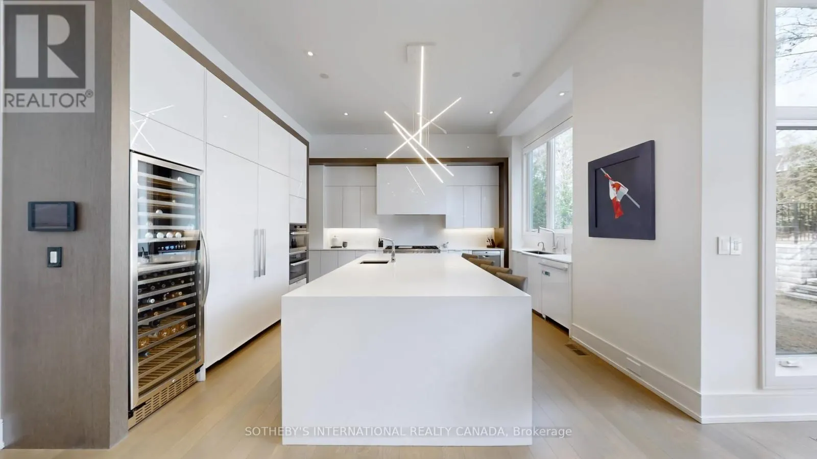 77 BANNATYNE DRIVE