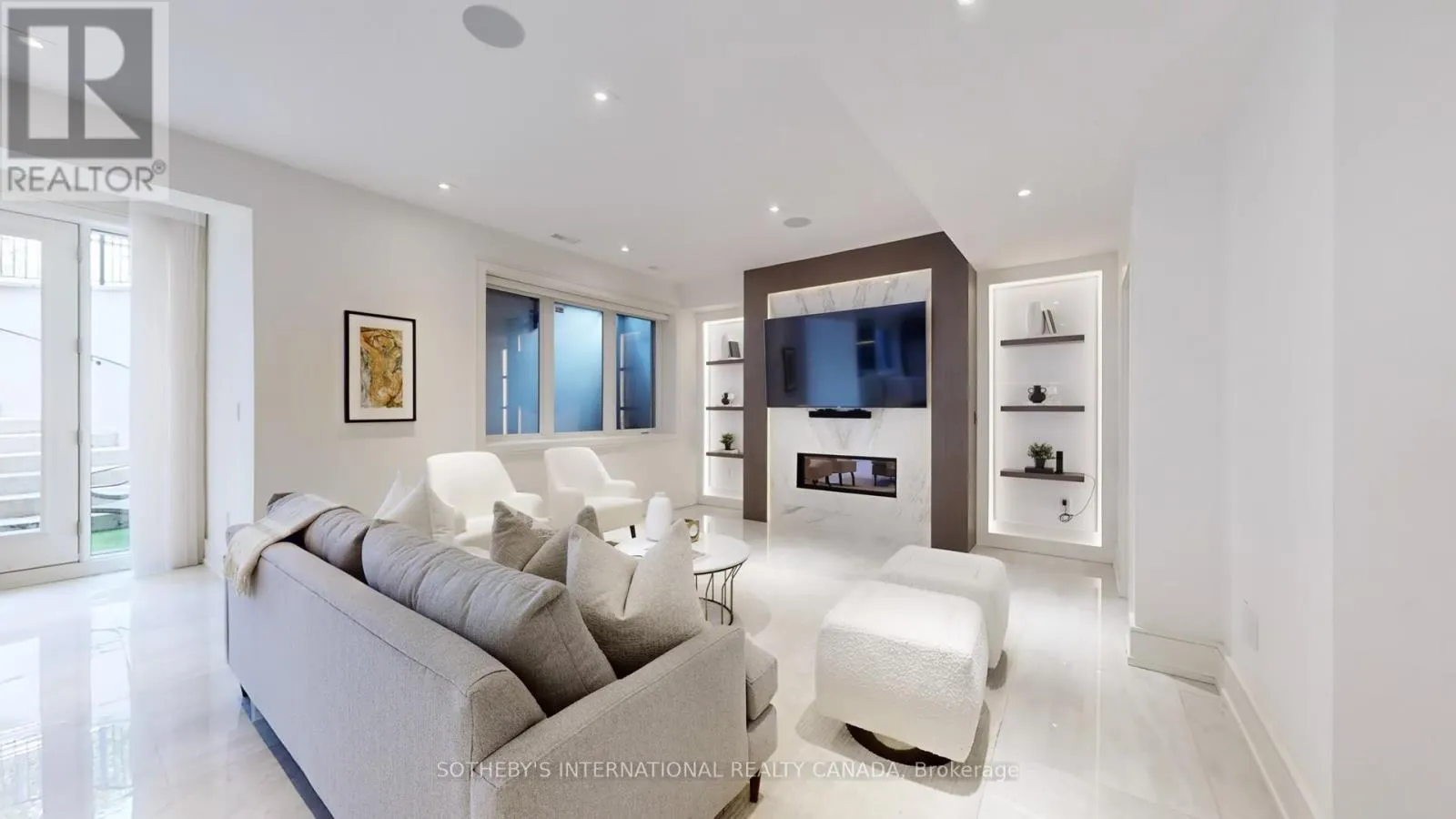77 BANNATYNE DRIVE