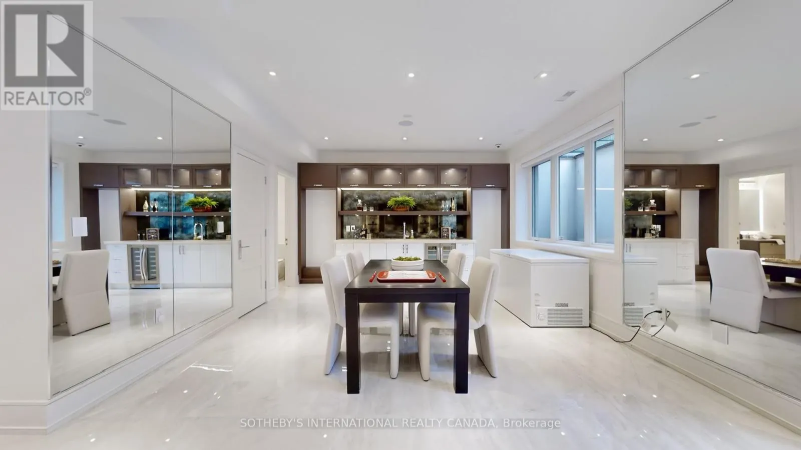 77 BANNATYNE DRIVE