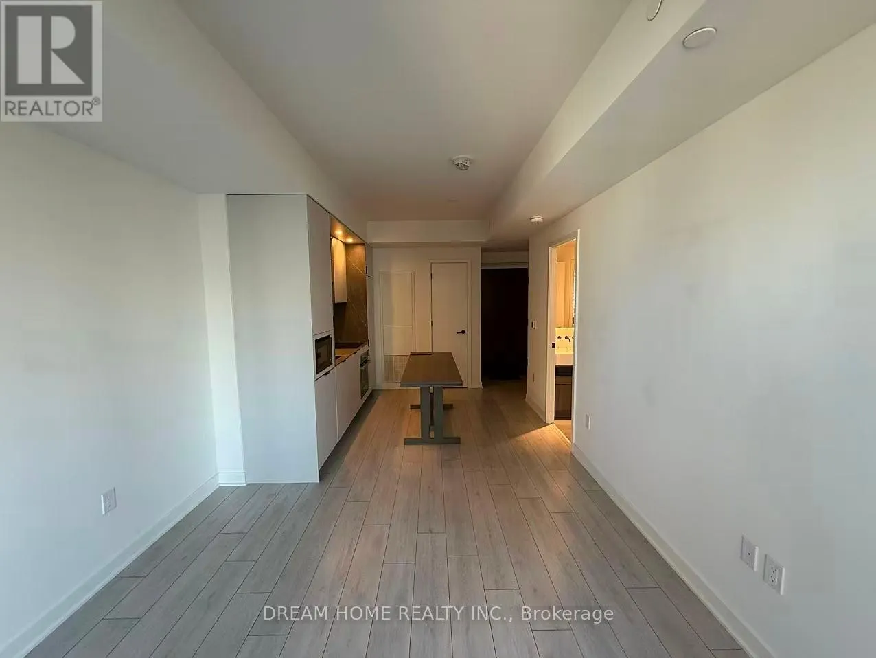 1413 - 55 CHARLES STREET E
