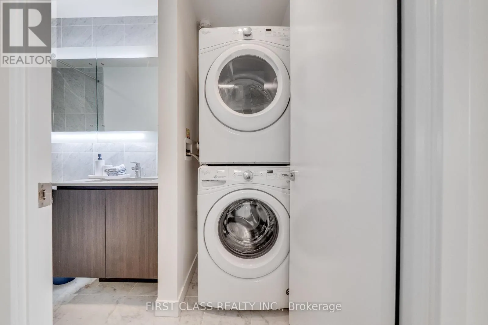 1106 - 80 QUEENS WHARF ROAD