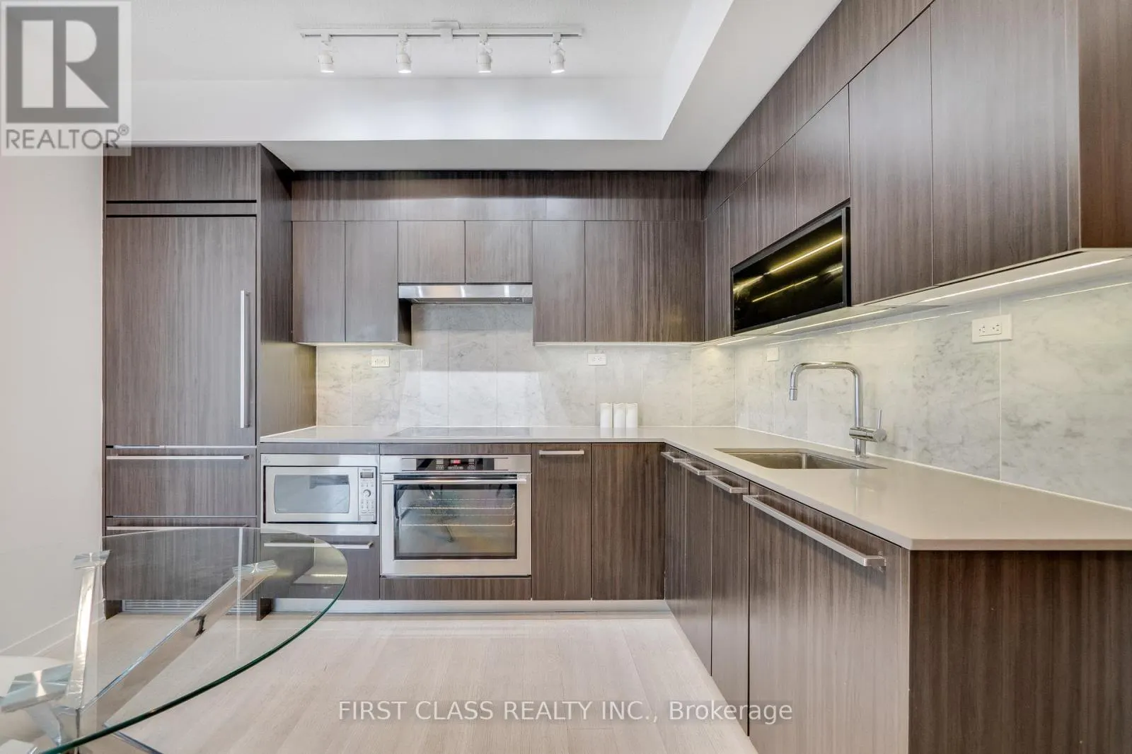 1106 - 80 QUEENS WHARF ROAD