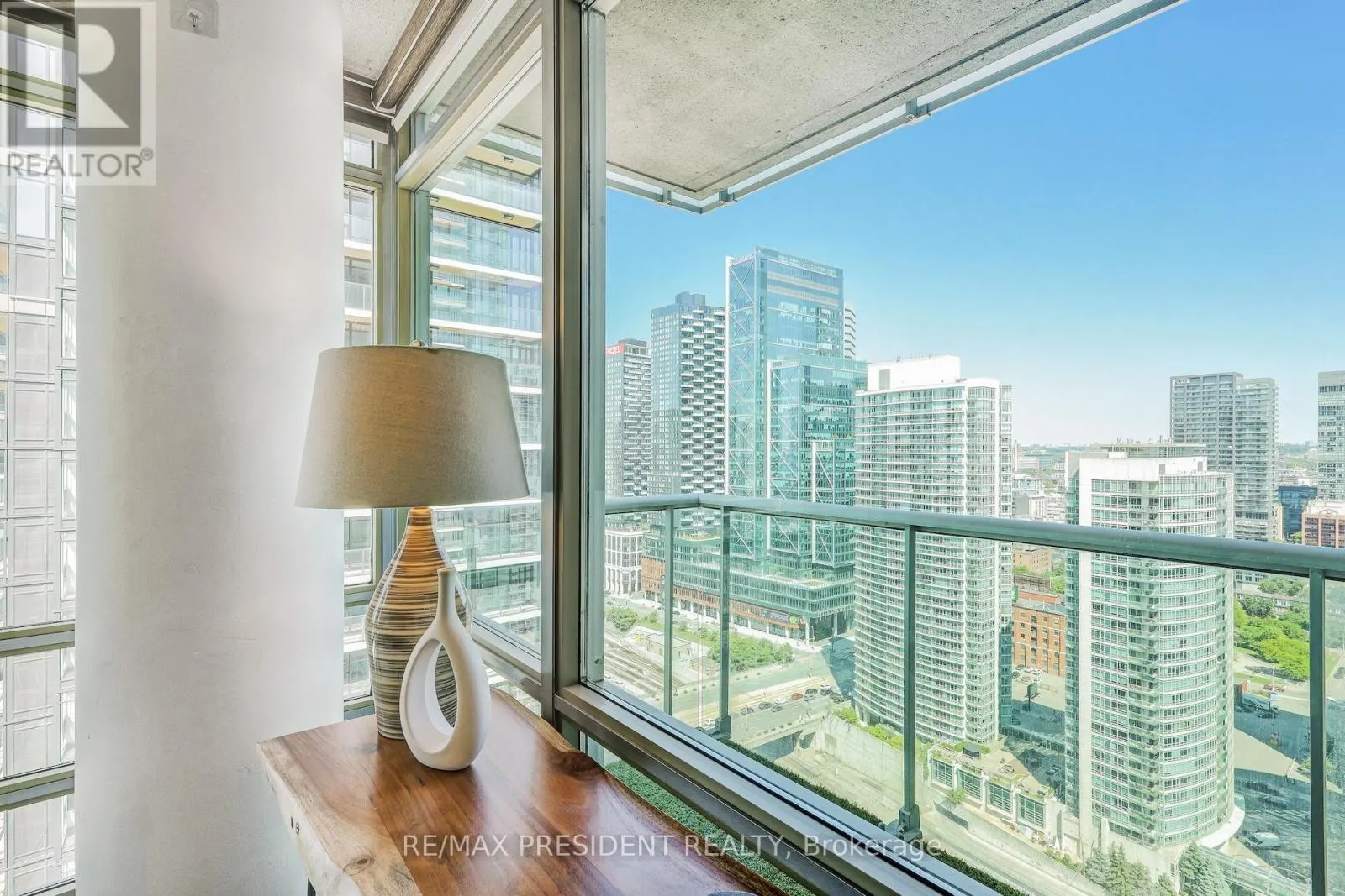 3608 - 81 NAVY WHARF COURT