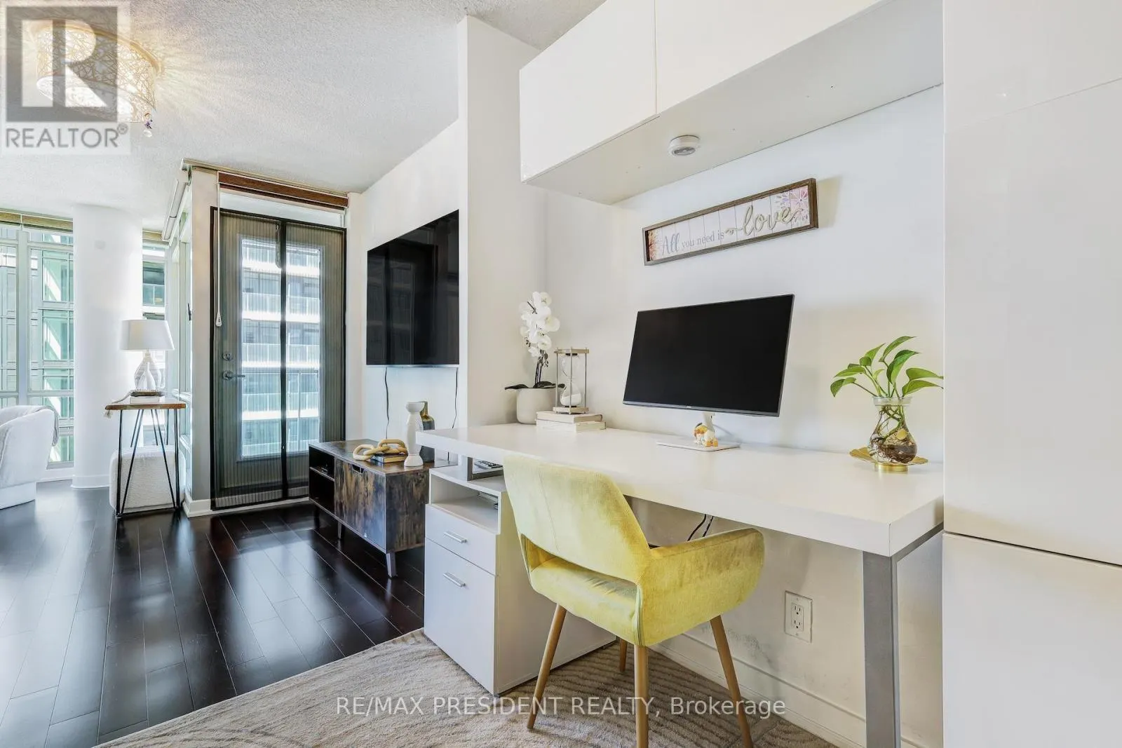 3608 - 81 NAVY WHARF COURT