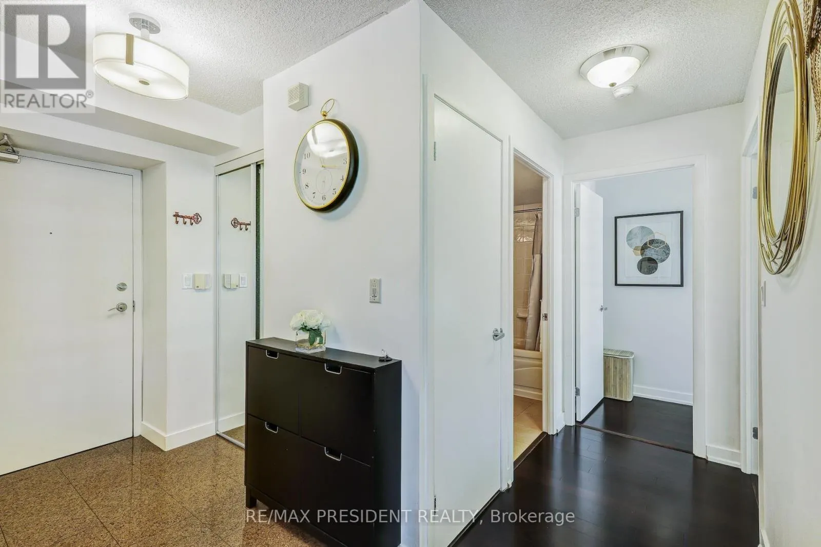 3608 - 81 NAVY WHARF COURT