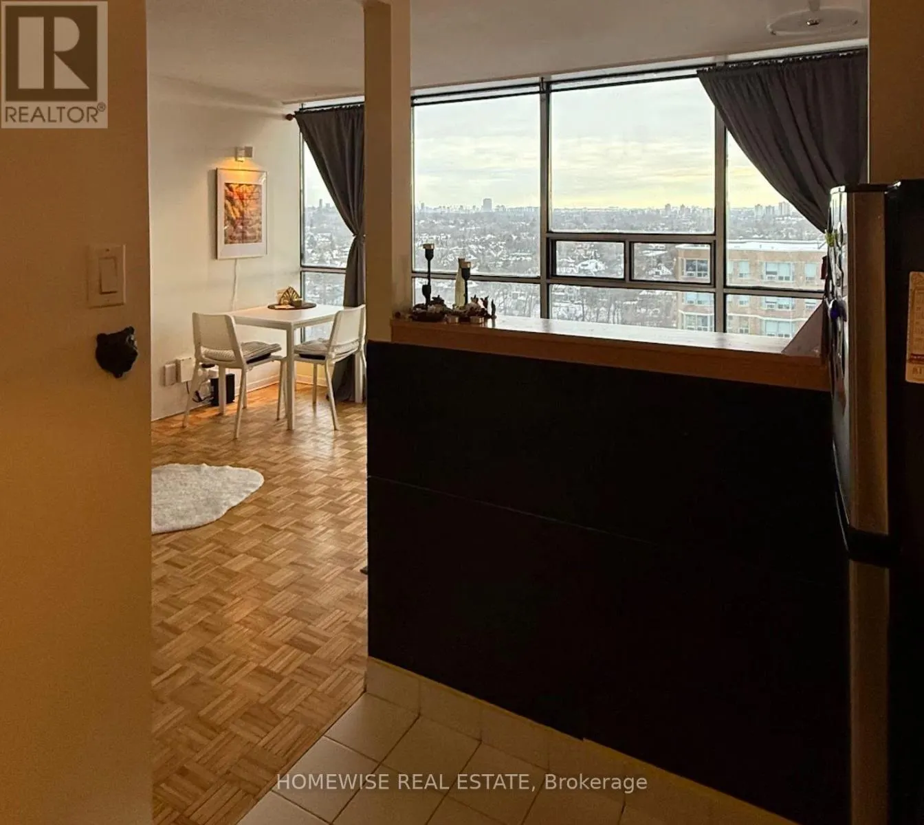 1203 - 914 YONGE STREET