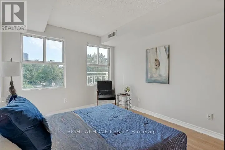 307 - 18 CONCORDE PLACE