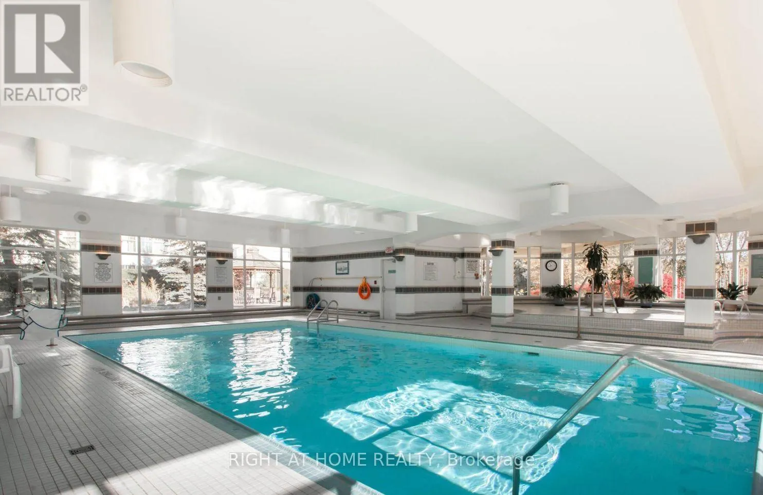 307 - 18 CONCORDE PLACE