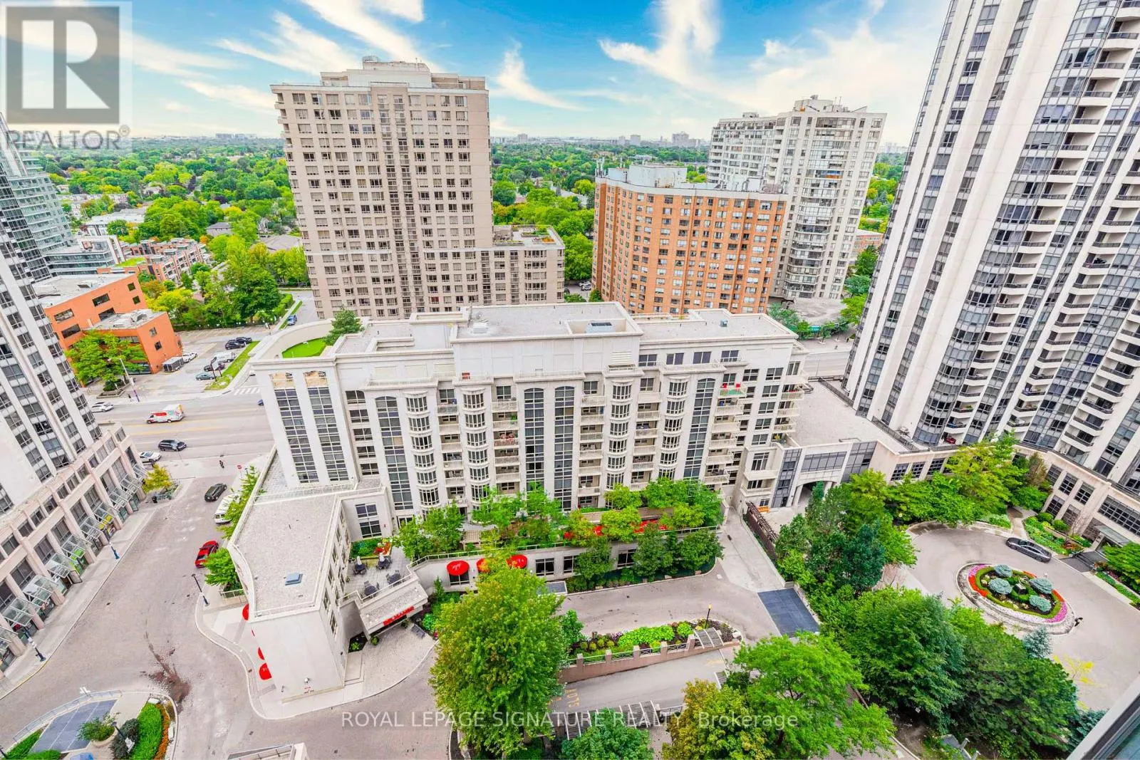 1806 - 10 NORTHTOWN WAY