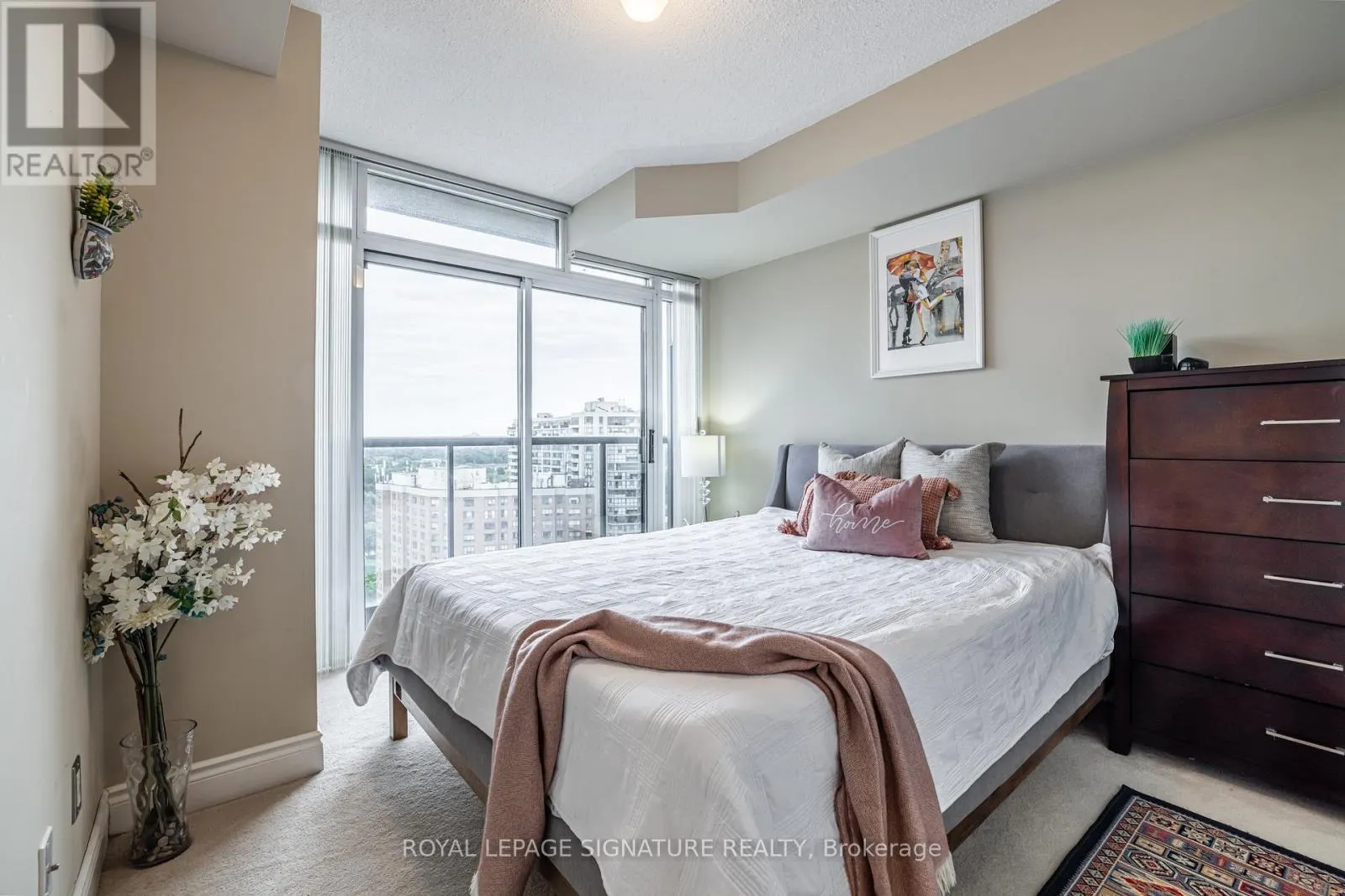 1806 - 10 NORTHTOWN WAY