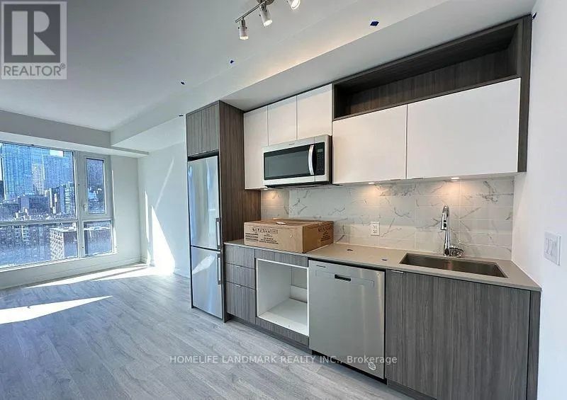1465 W - 135 LOWER SHERBOURNE STREET