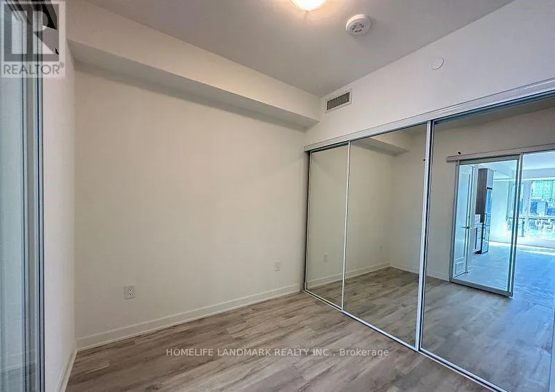 1465 W - 135 LOWER SHERBOURNE STREET