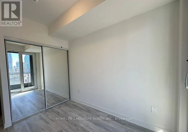 1465 W - 135 LOWER SHERBOURNE STREET