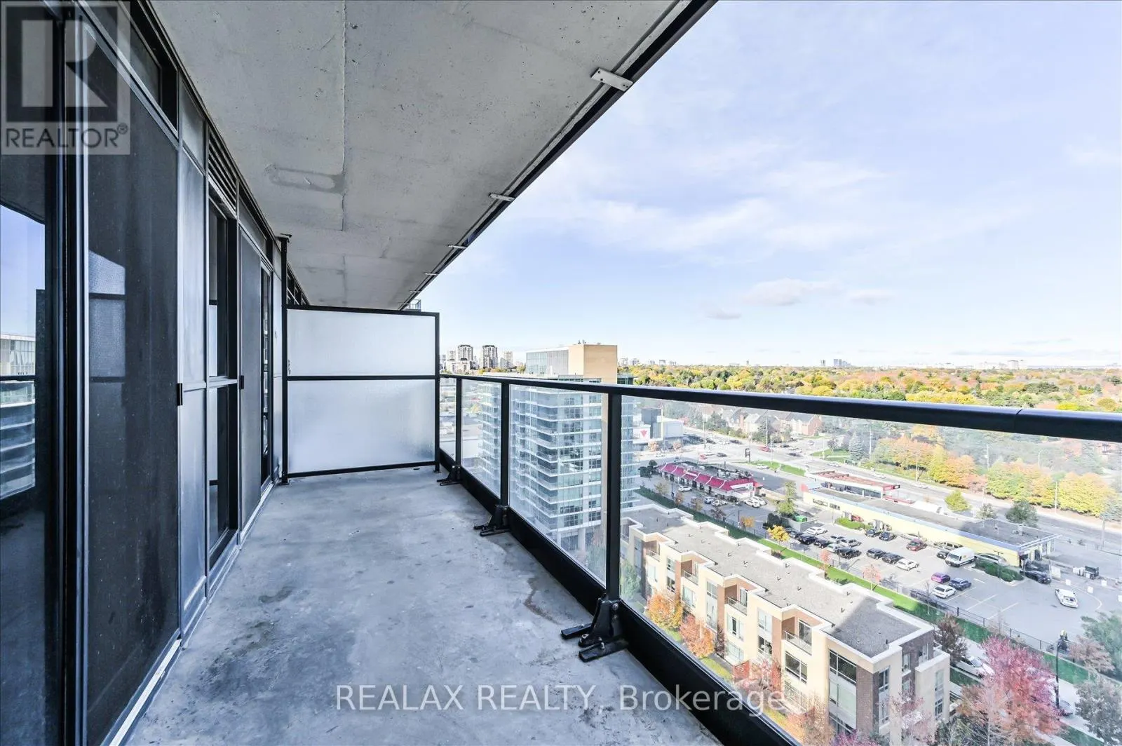 1706 - 29 SINGER COURT