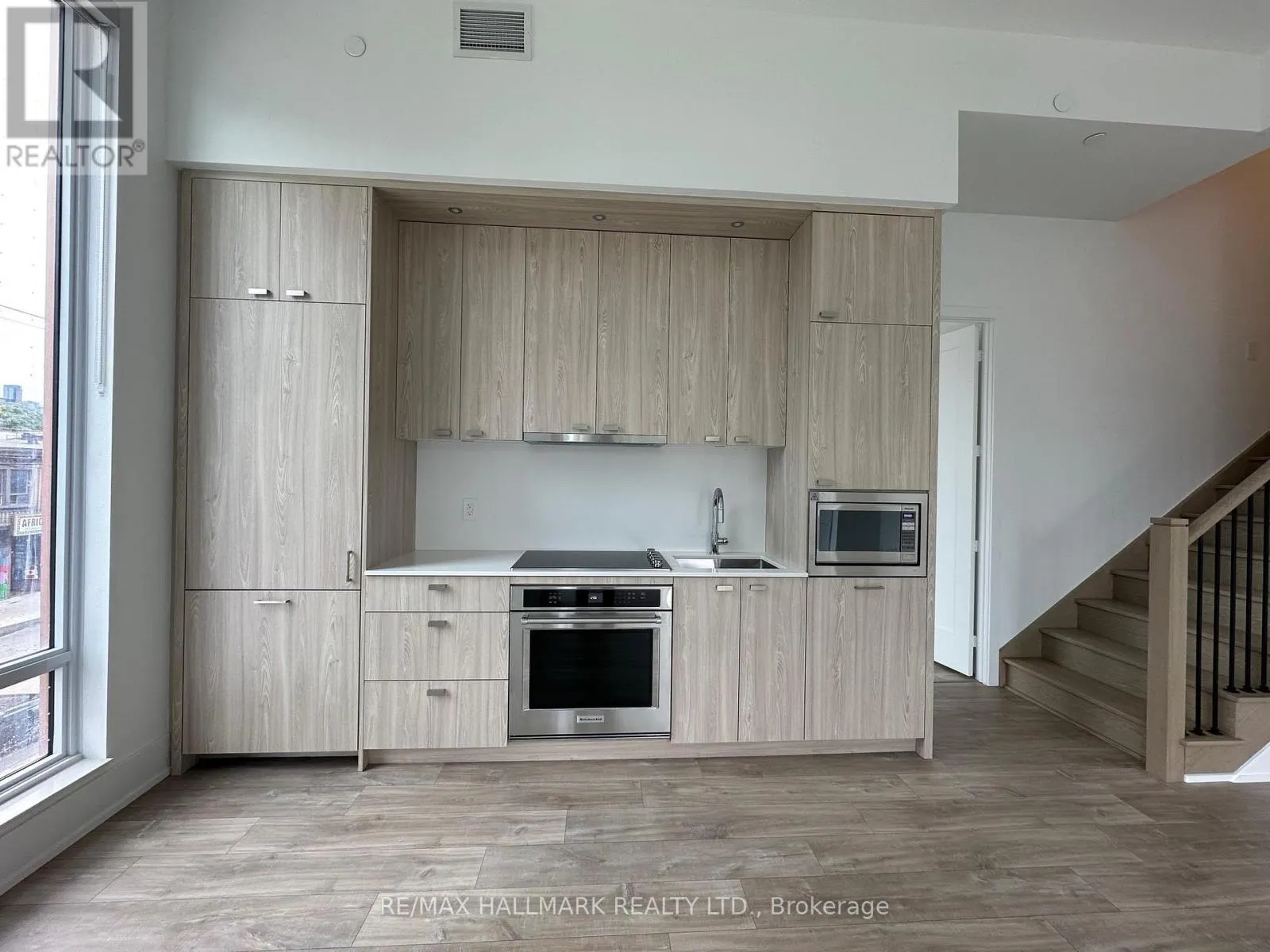 312 - 115 DENISON AVENUE