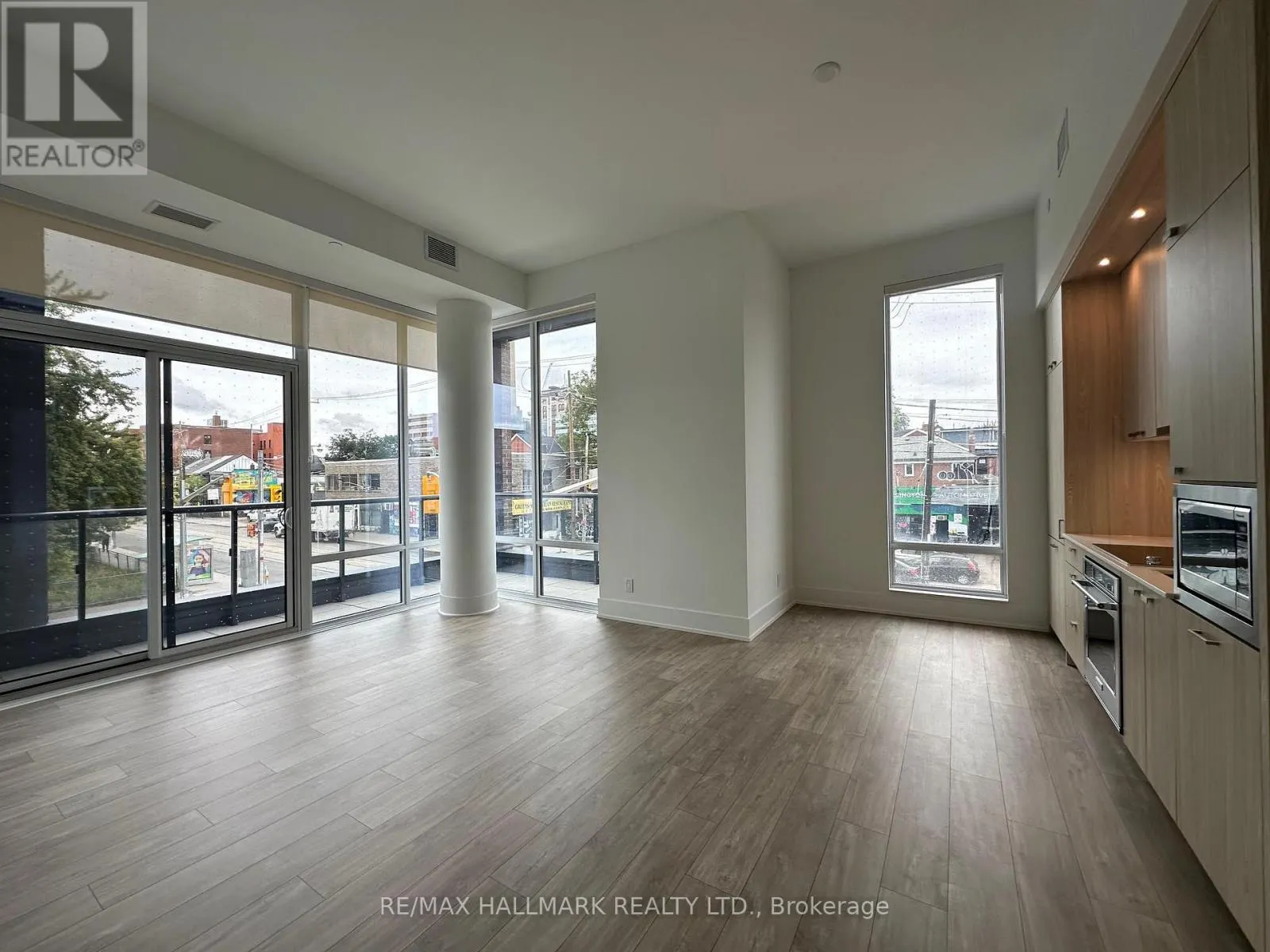 312 - 115 DENISON AVENUE