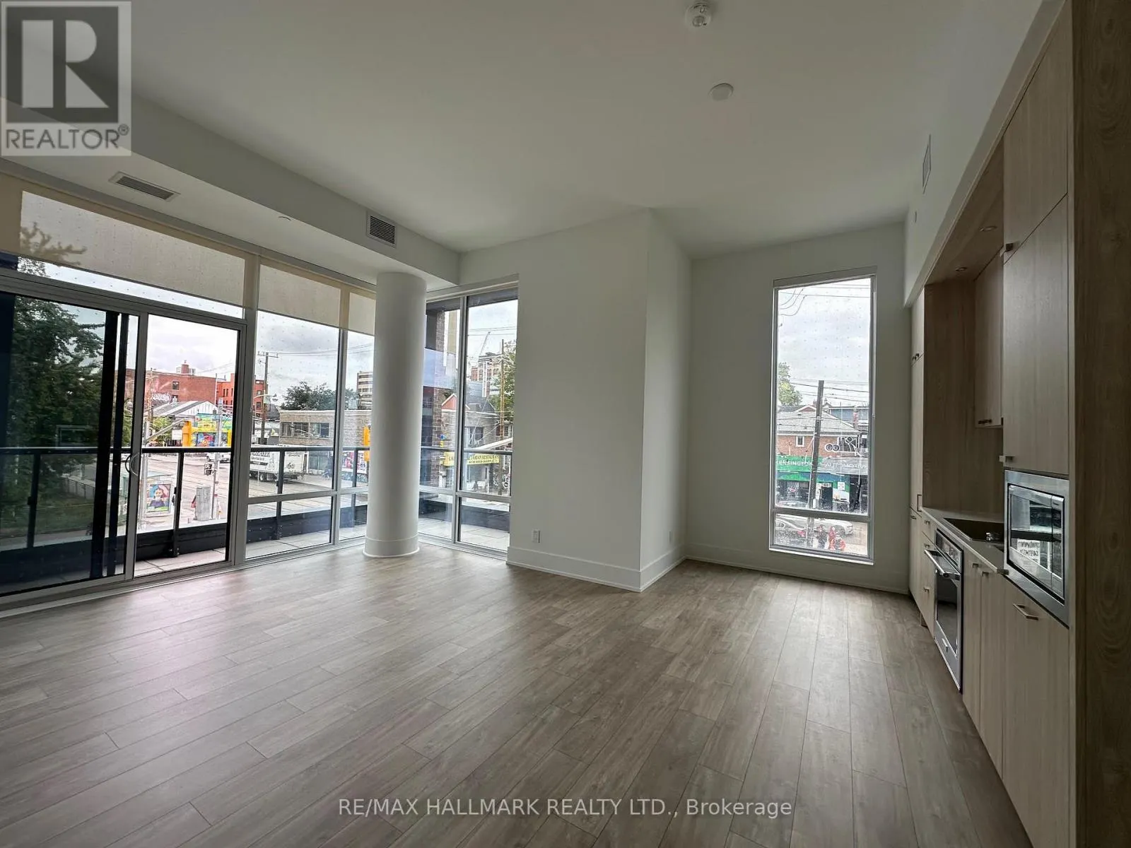 312 - 115 DENISON AVENUE