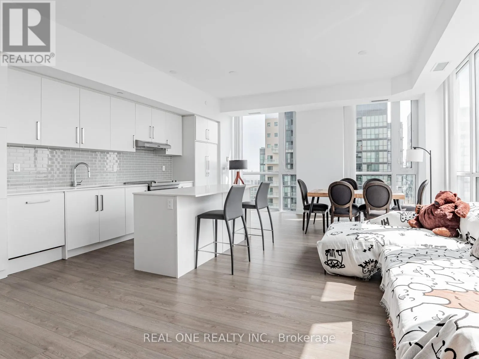 3405 - 5180 YONGE STREET