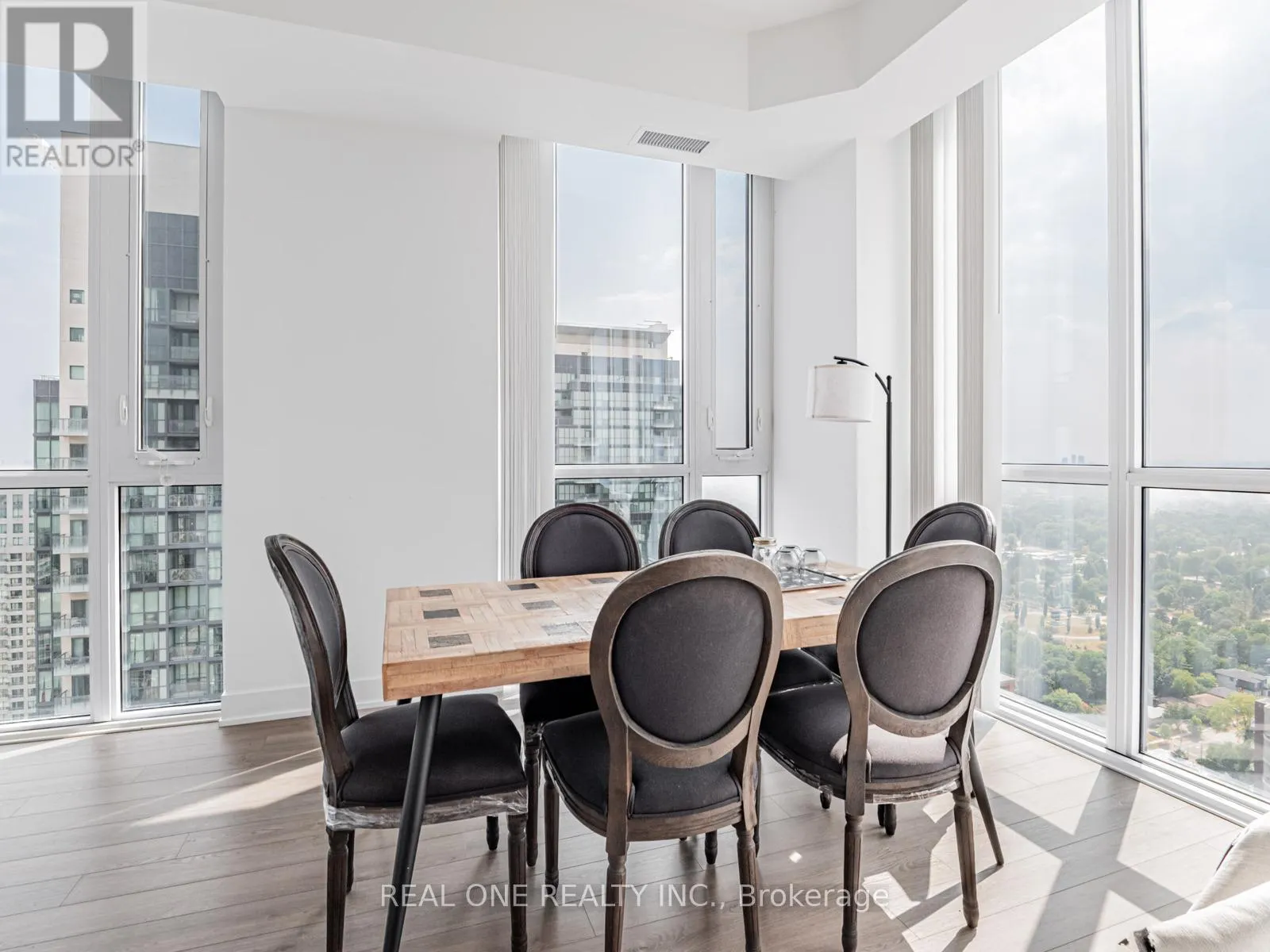 3405 - 5180 YONGE STREET