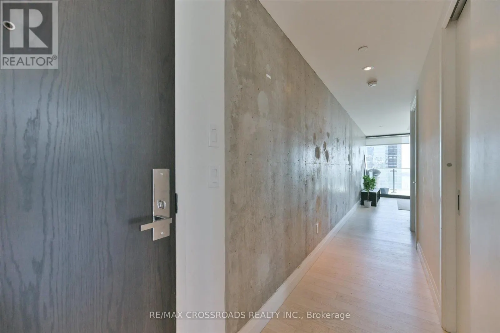 3006 - 224 KING STREET W