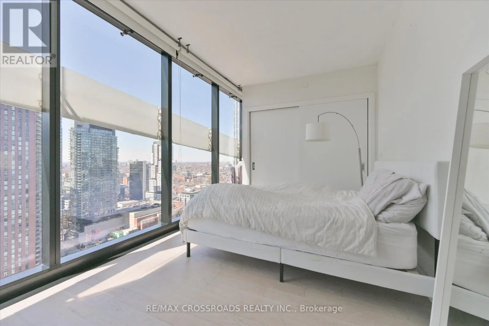 3006 - 224 KING STREET W