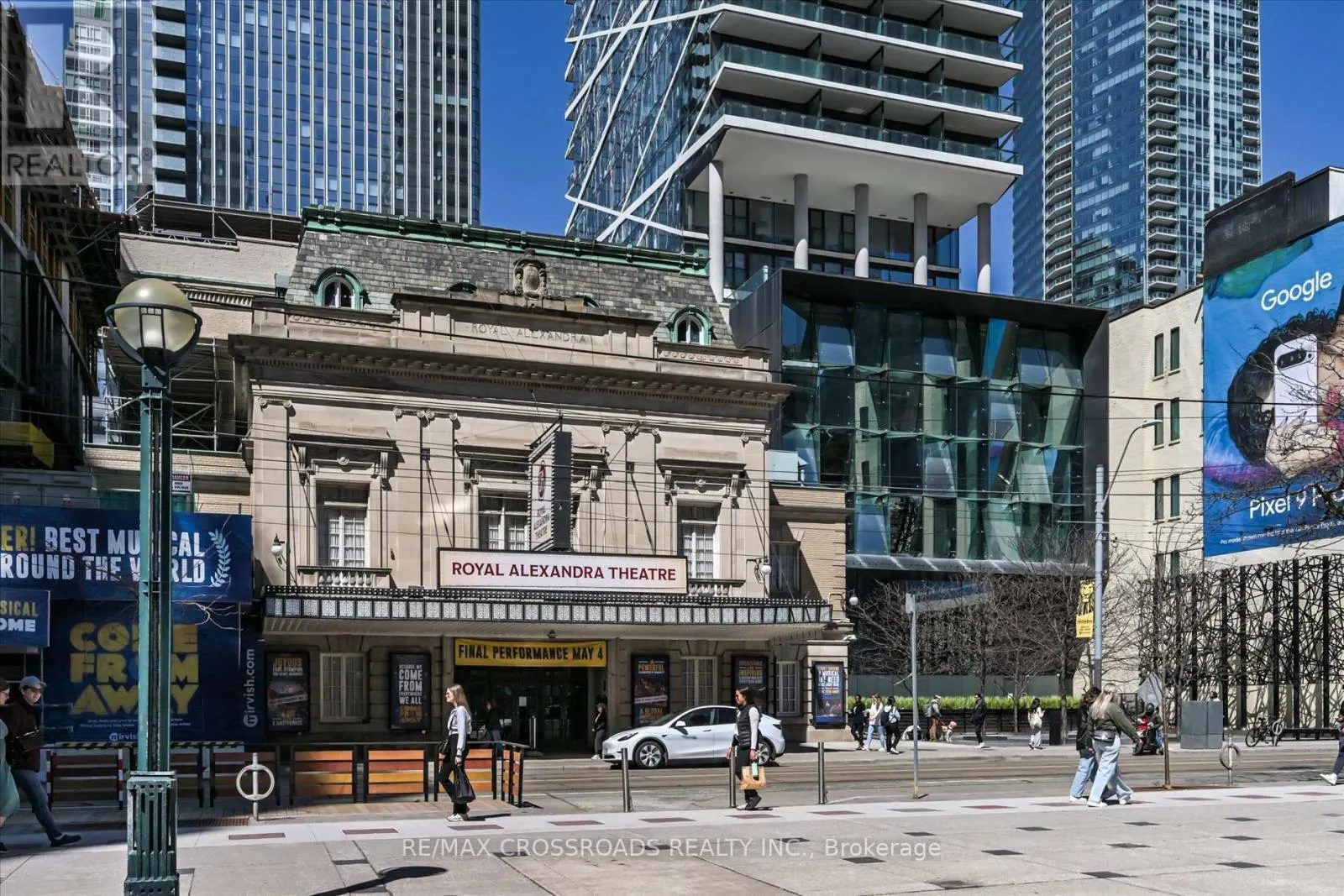 3006 - 224 KING STREET W