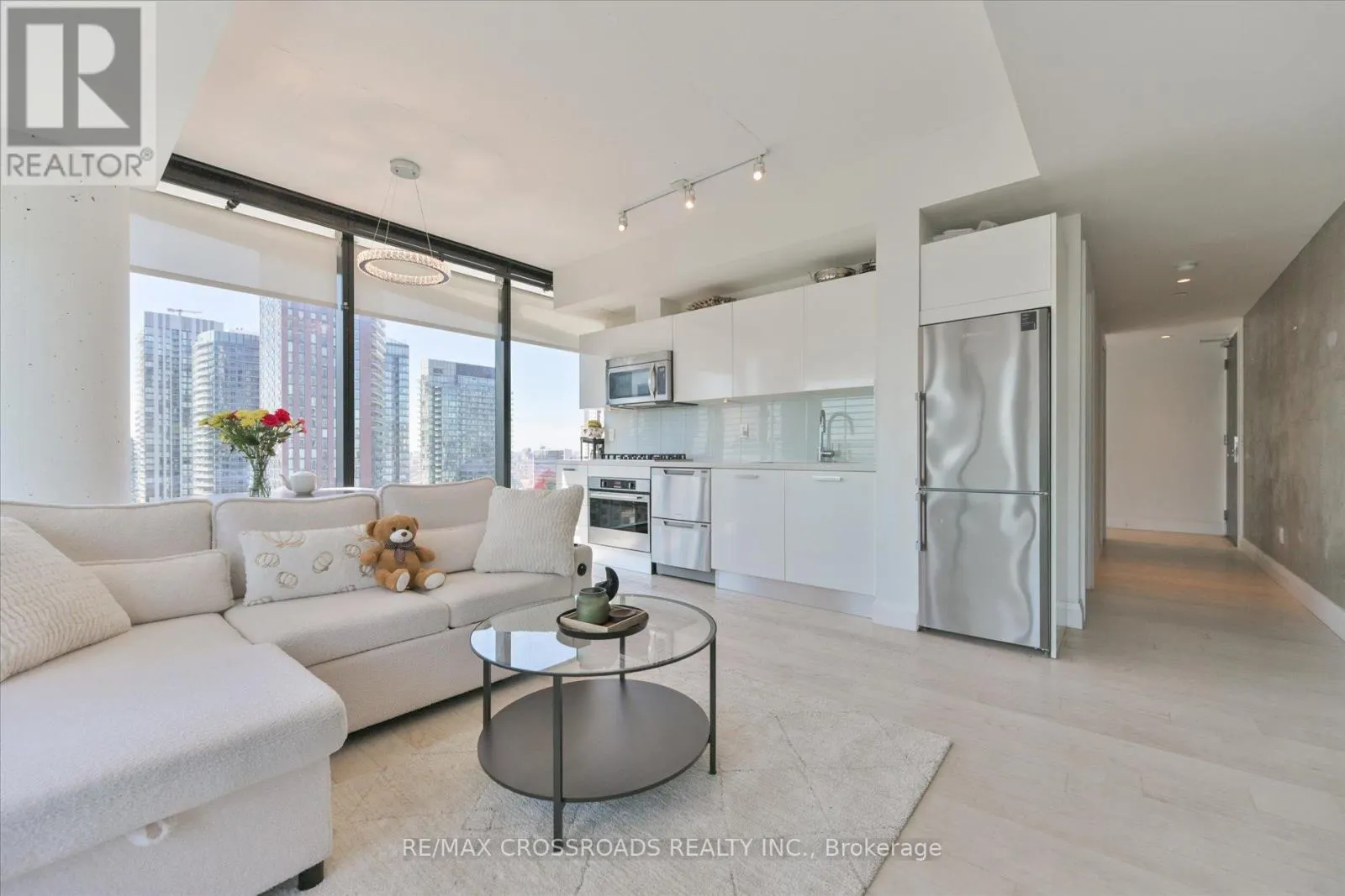 3006 - 224 KING STREET W
