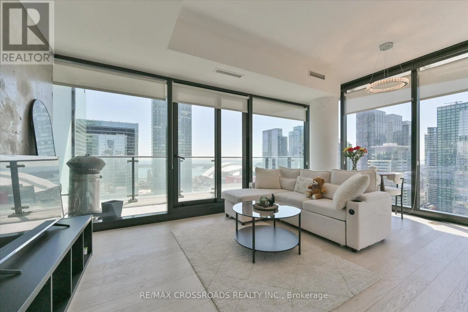3006 - 224 KING STREET W