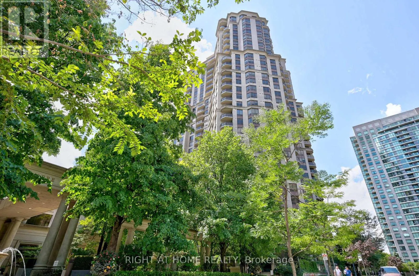 1011 - 78 HARRISON GARDEN BOULEVARD