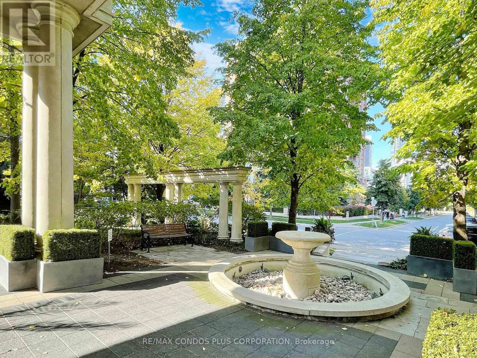 1801 - 78 HARRISON GARDEN BOULEVARD