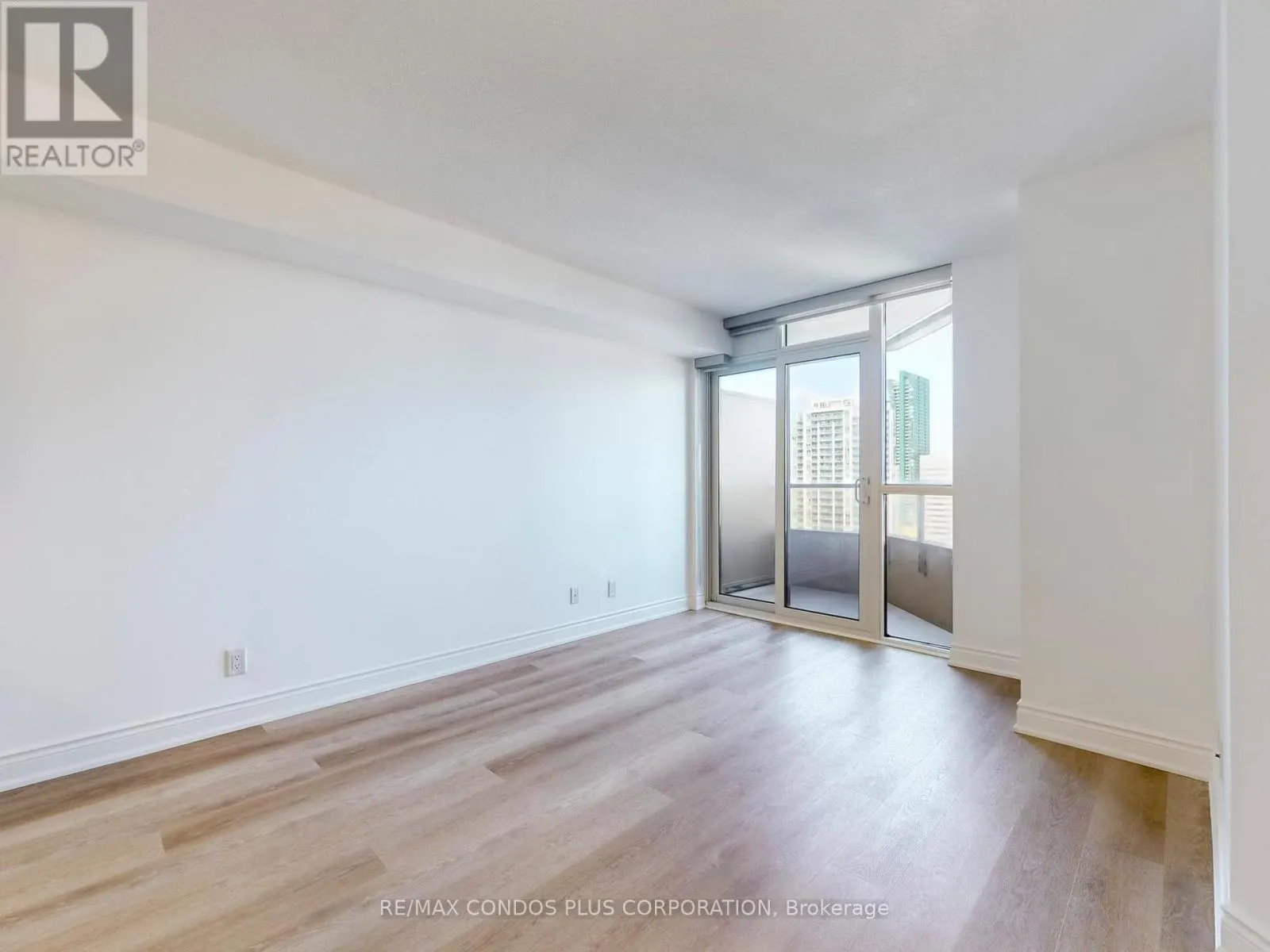 1801 - 78 HARRISON GARDEN BOULEVARD